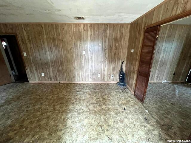 465 Peach St Property Photo 2