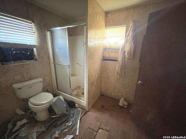 465 Peach St Property Photo 8