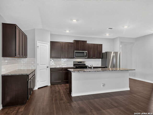723 Overlook Rdg Property Photo 10