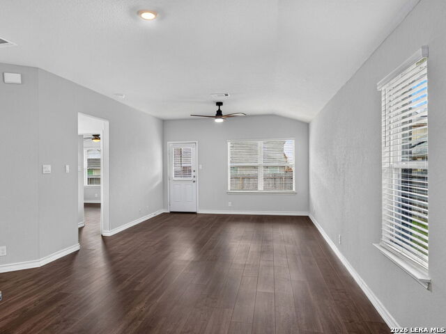 723 Overlook Rdg Property Photo 15