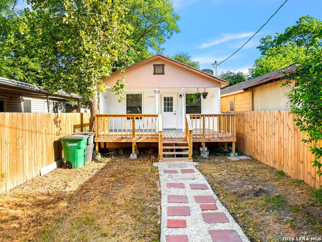 508 RANDALL AVE Property Photo 1