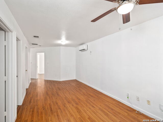 508 Randall Ave Property Photo 3