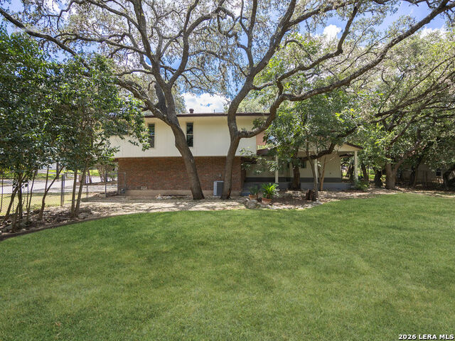 301 Sagecrest Dr Property Photo 33