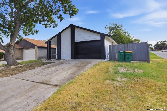 9855 Meadow Property Photo 2