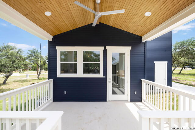 1005 12th St Property Photo 7