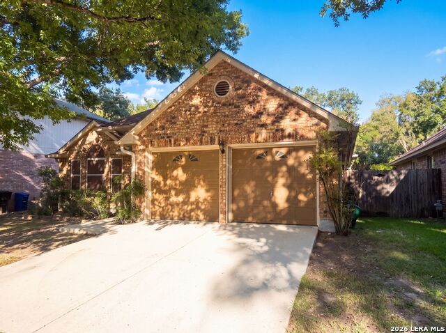 3840 Habersham Property Photo 8