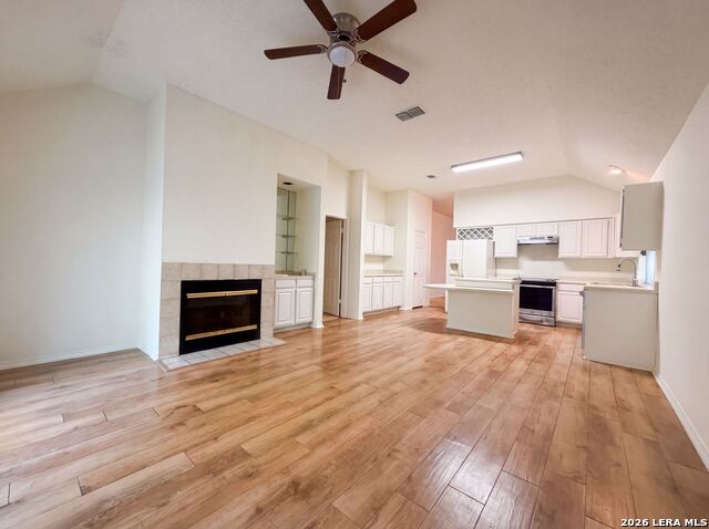 3840 Habersham Property Photo 10