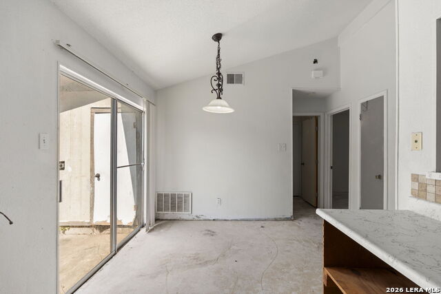 7880 Micron Dr Property Photo 10