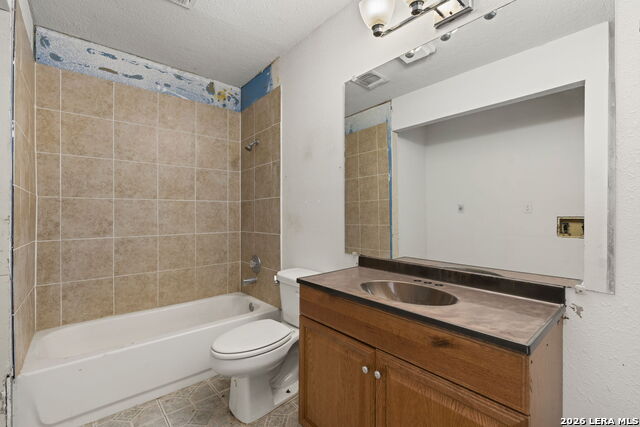 7880 Micron Dr Property Photo 15