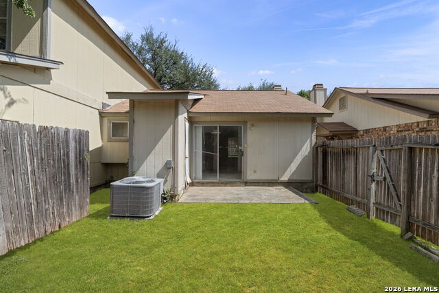 7880 Micron Dr Property Photo 17
