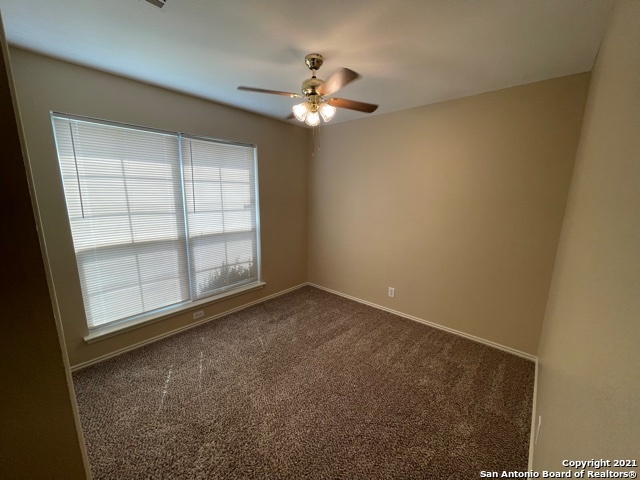 451 Silver Bit Property Photo 4