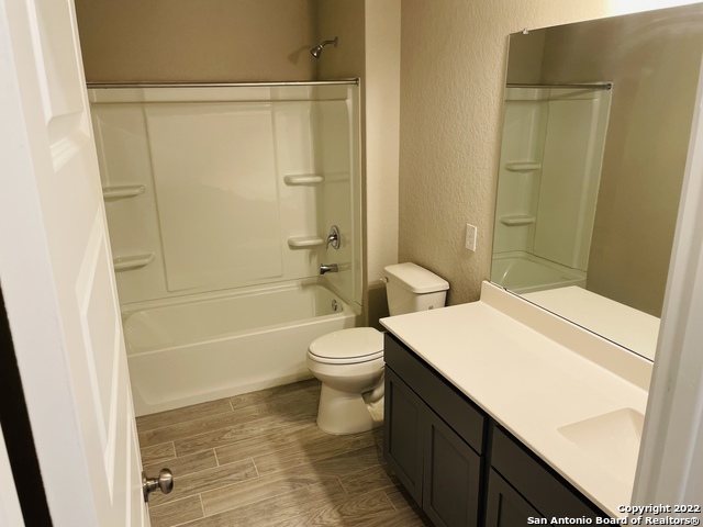 4322 Brigade Bend Property Photo 18