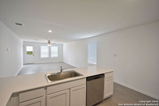 446 Payton Pl Property Photo 6