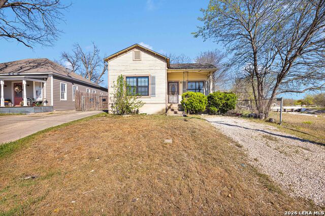652 N SAN IGNACIO AVE Property Photo 1
