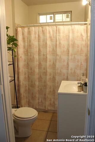 1524 W Craig Pl Property Photo 7
