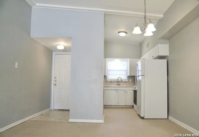 211 Westoak Rd Property Photo 3