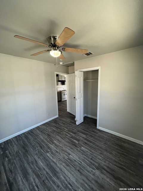 439 Lovera Blvd Property Photo 8