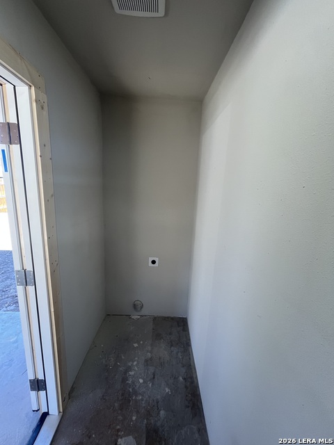 439 Lovera Blvd Property Photo 11
