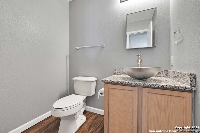 9230 New Kenton Property Photo 9