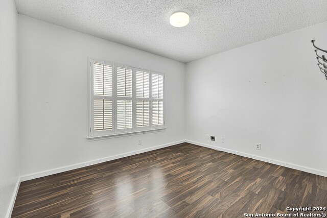 9230 New Kenton Property Photo 10