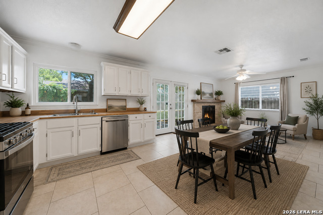 5930 Oak Run St Property Photo 11