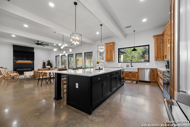 211 Spacious Sky Property Photo 8