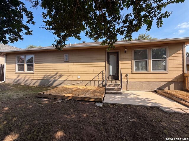 1620 Sunview Cir Property Photo 5