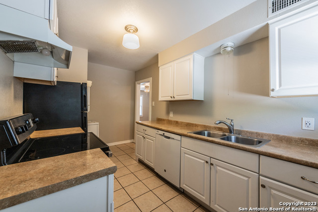 217 Natalen Ave Property Photo 6