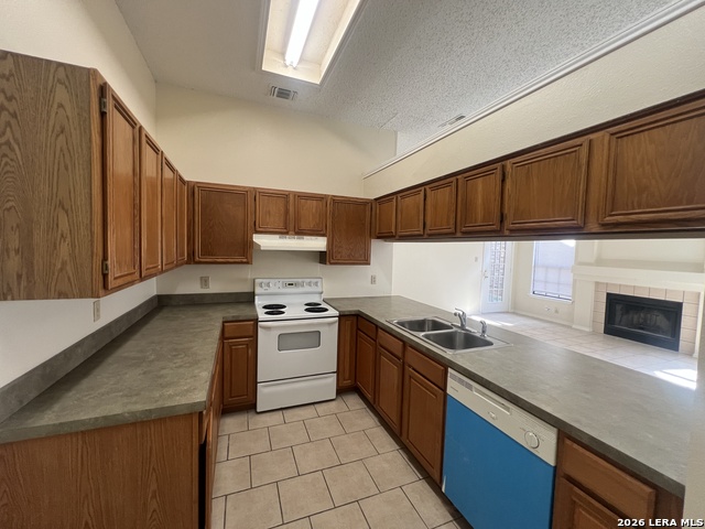 9951 Echo Plain Dr Property Photo 7