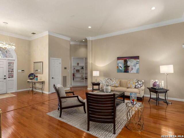 10 Inwood Mnr Property Photo 17