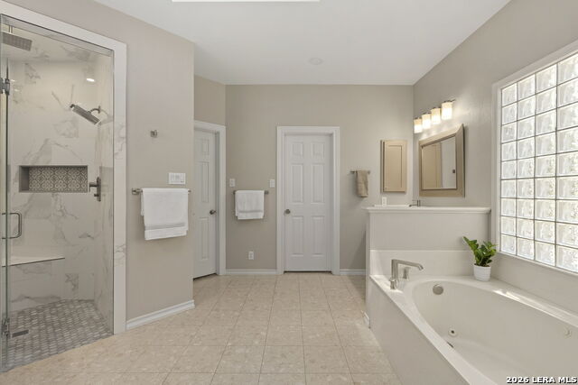 10 Inwood Mnr Property Photo 24