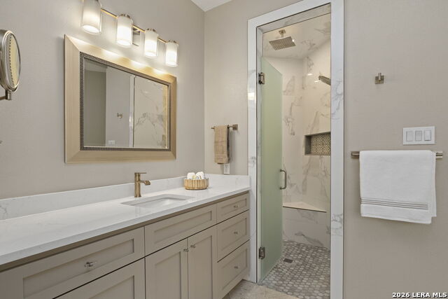 10 Inwood Mnr Property Photo 26
