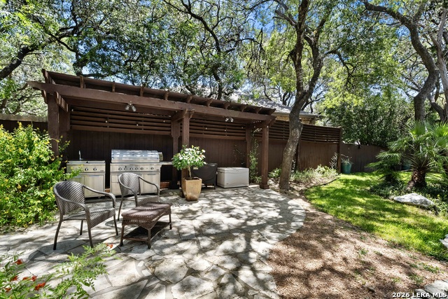 10 Inwood Mnr Property Photo 36