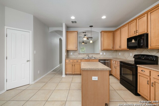 120 Clapboard Run Property Photo 8