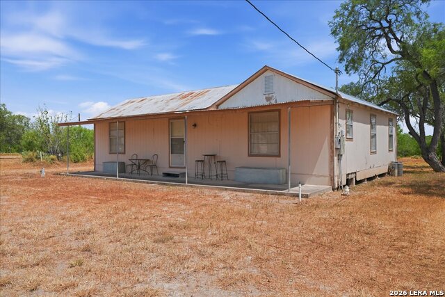 1507 Middle Rd Property Photo 7