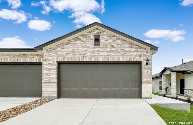5435 Devils Gate Property Photo 1