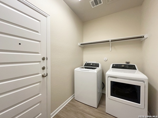 5435 Devils Gate Property Photo 28