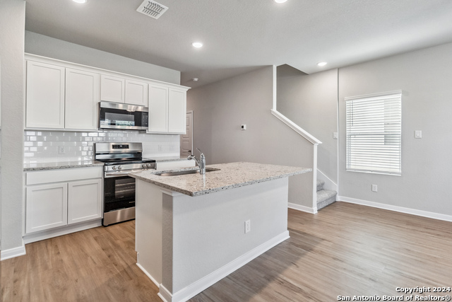 3949 Abbott Pass Property Photo 5