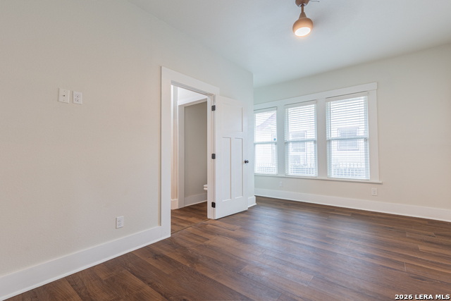 1219 Nolan St Property Photo 16