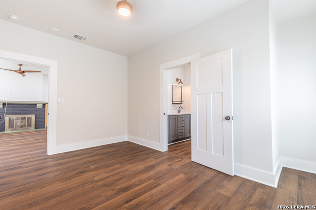 1219 Nolan St Property Photo 17