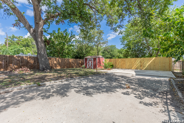 1219 Nolan St Property Photo 31