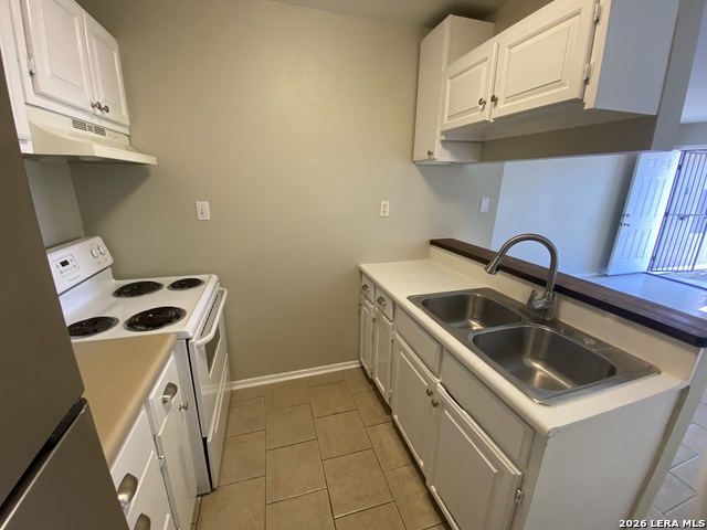 7131 Glen Ter Property Photo 4