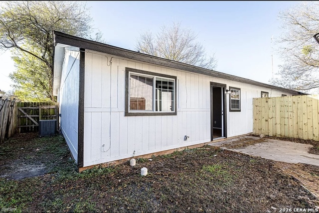 4900 E Stassney Ln Property Photo 17