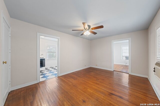 109 W Norwood Ct Property Photo 4