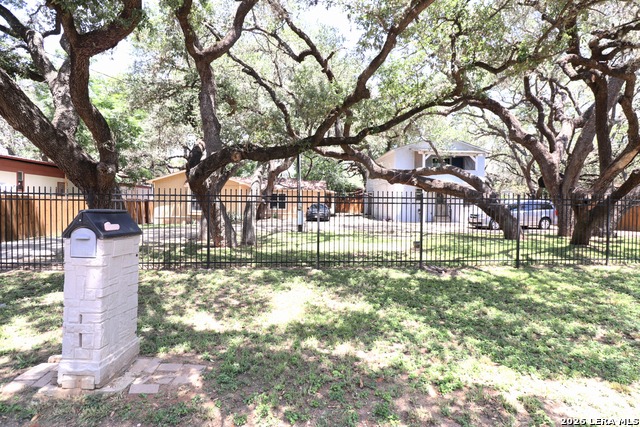 22608 Crossbow Property Photo 2