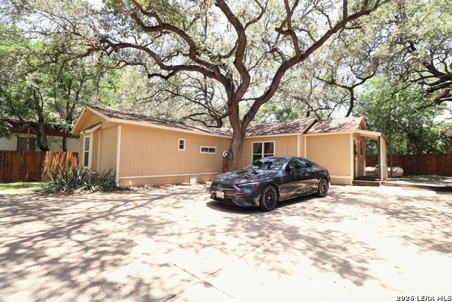 22608 Crossbow Property Photo 3