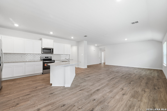3122 Davis Trce Property Photo 10