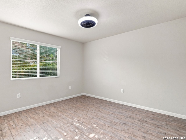 10203 Relic Oaks Property Photo 6