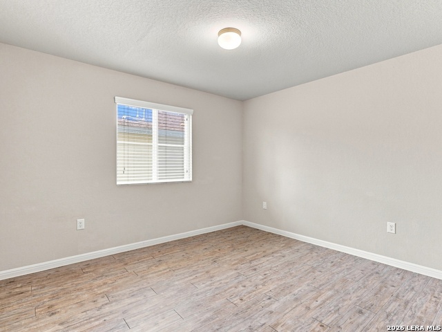 10203 Relic Oaks Property Photo 8