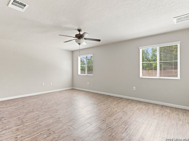10203 Relic Oaks Property Photo 19